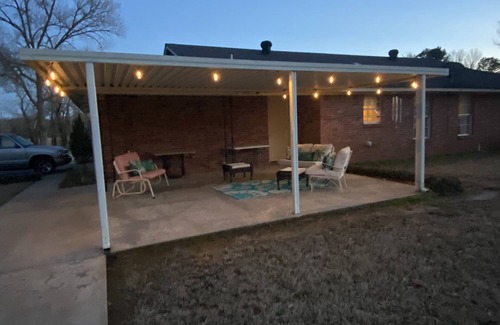 Water Valley House | Entire home in Water Valley close to Oxford Ms, Ole Miss, & the Tri lakes area
