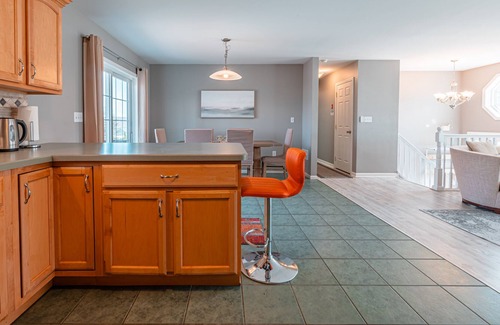 Moscow House | Entire Home - Spacious 4 bedroom Pocono Retreat