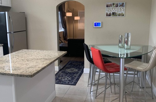 Ybor City House | Entire House 2BR/2Bath Near [Ybor City and Downtown