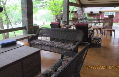 Fort Worth House | Entire House-3500SF-TCU-Sleeps 13-Private Pool