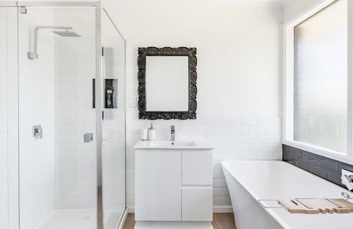 Melton West House | Entire house for your comfortable stay