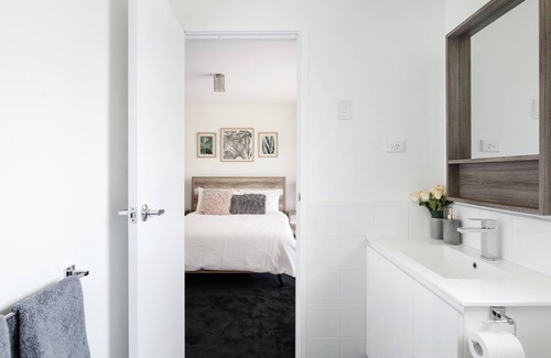 Melton West House | Entire house for your comfortable stay