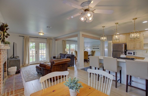 Tulsa House | Entire House Next to LaFortune Park and St. Francis Hospital! Pets Welcome!