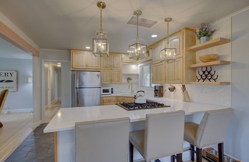 Tulsa House | Entire House Next to LaFortune Park and St. Francis Hospital! Pets Welcome!