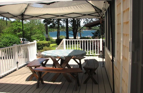 Mashpee House | Entire House on Peters Pond - Short walk to Private Beach