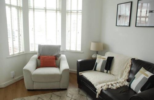 Waterloo House | Entire house, Waterloo, free street parking