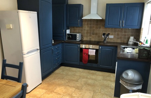 Belfast House | Entire house with ensuite and WIFI