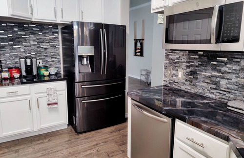McKinney House | Entire Luxury 3 Bedroom Residential House