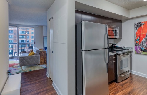 Pentagon City Apartment | Entire Luxury apt near D-TOWN DC