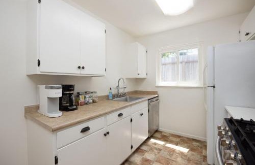 Linda Mar House | Entire Oceanview Coastal Retreat in Pacifica