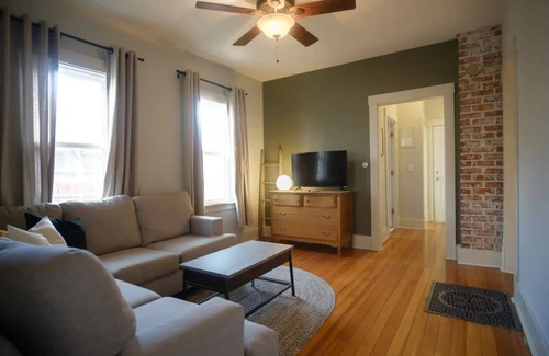 Aksarben - Elmwood Park House | Entire One Bedroom Home in Omaha