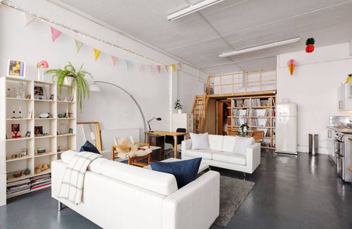 Bethnal Green Apartment | ENTIRE PHOTOGRAPHERS LOFT