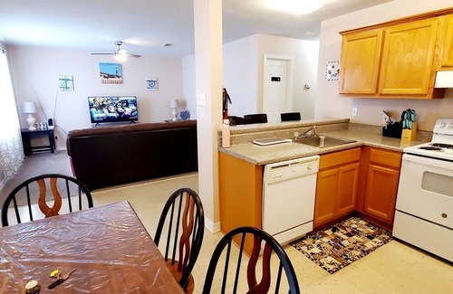 Biloxi Apartment | ENTIRE place 2 Bed 2 Bath. Everything You Need for a Hassle-Free Stay in Biloxi.