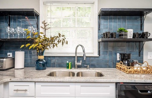 Norcross House | ENTIRE PLACE COZY QUIET 2b2b TOWNHOUSE