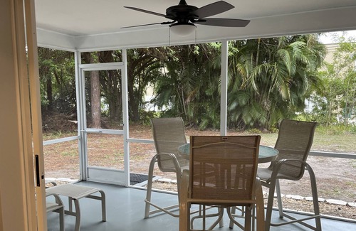Englewood East Villa | Entire rental Unit 10 minutes from Englewood Beach