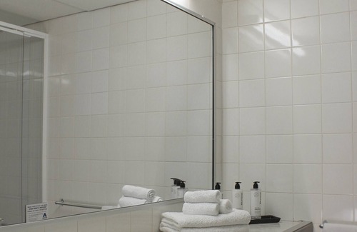 Spring Hill Apartment | Entire rental unit in Spring Hill, Brisbane