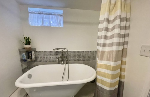Silver Lane Apartment | Entire room with queen size bed and private bathroom 250 sqft