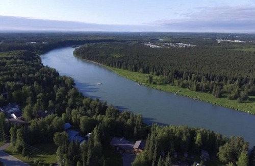 Soldotna House | Entire Soldotna Unit A by the Kenai river