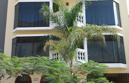 Santiago de Surco Condo | Entire Studio-Penthouse De Luxe