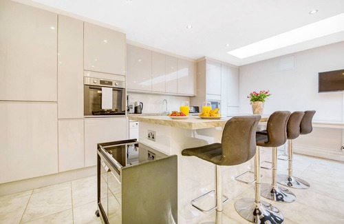 Colville House | Entire Stunning house in Nothing Hill