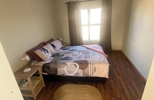 Muizenberg House | Entire Townhouse - Near Muizenberg Beach