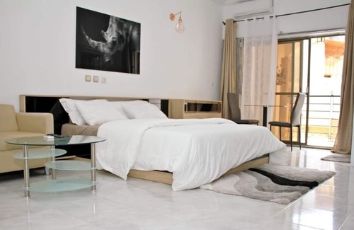 Akouedo Villa | Entire Villa 4 bedrooms-Riviera Bonoumin - near Abidjan Mall