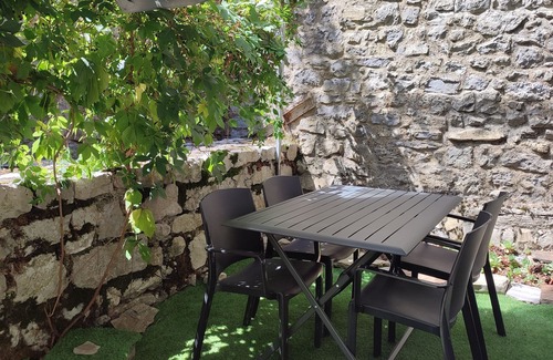 Brujas House | Entre Ardèche et Gard, un Gîte Tout Confort Pour un Séjour Nature et Détente