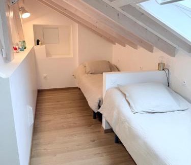 Sauveterre-de-Bearn Apartment | Entre Galets