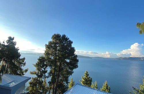 Aquitania Hotel | Entre Islas Lodge