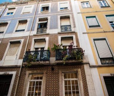 Lumiar Apartment | Entre o Carmo e a Trindade