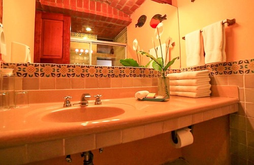 Panajachel Apartment | Entre Rios Studio Suites – Exclusivity, Security