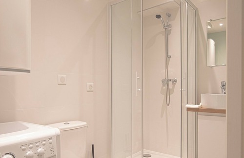 Saint-Cyr-au-Mont-d'Or Apartment | Envie Lyonnaise Location ★ 14 persons ★ Terrace