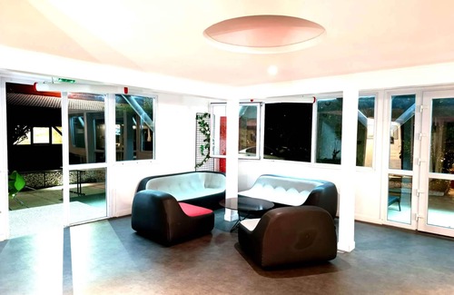 Trappes Hotel | Enzo Trappes by Kyriad Direct