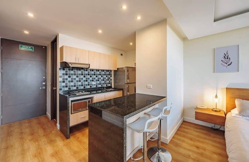 La Aguacatala Apartment | |EP| Modern Loft W/AC, Workspace, and Scenic Views