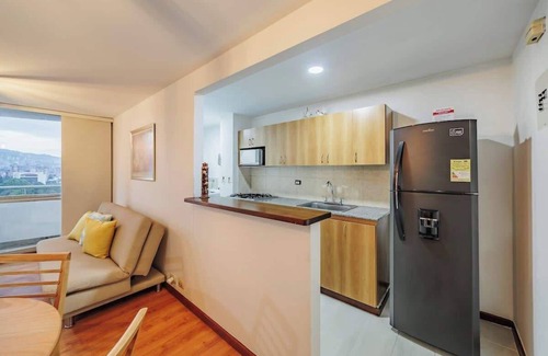 La Aguacatala Apartment | |EP| Well Located Apt w/Fast Internet,Balcony,Pool