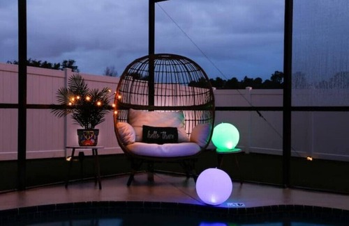 Lindfields House | Epcot themed, near disney, private pool and sunset view