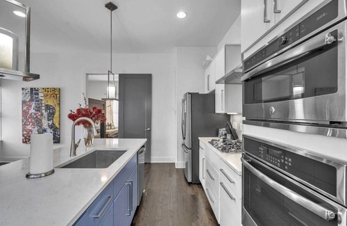 Edgehill House | Epic Gulch Home With Skyline Views