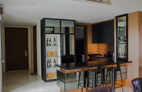 Masai Apartment | Epic Marina View 3BR Permas w Bathtub & Seaview Balcony Permas by Our Stay
