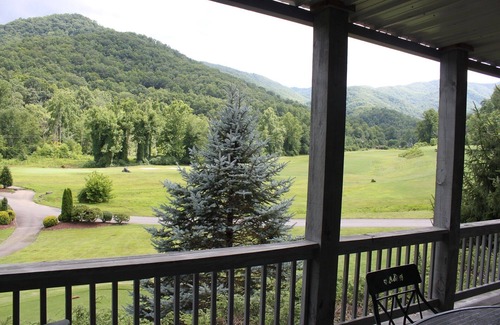 Whittier Condo | Epic Mountain & Golf Views! Huge deck! Washer & Dryer! Full Kitchen! Amenities!