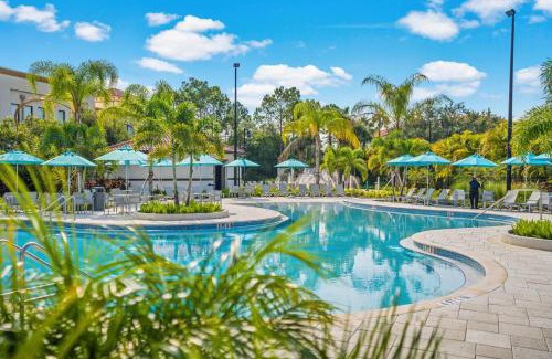 Florida Central Atlantic Coast Apartment | Epic Universe Premium Lake View Condo, Vista Cay - 1002