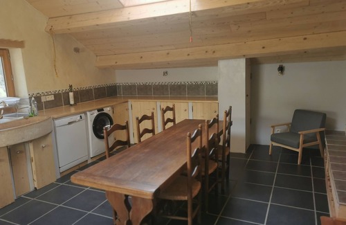 Barles House | Equestrian farm cottage