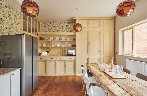 Upton upon Severn Apartment | Equestrian Manor - Luxury Cottages