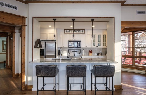 Mont-Tremblant Condo | Equinox Condo | On-Resort Luxury | Direct Ski Access | Stunning View/Tremblant Living