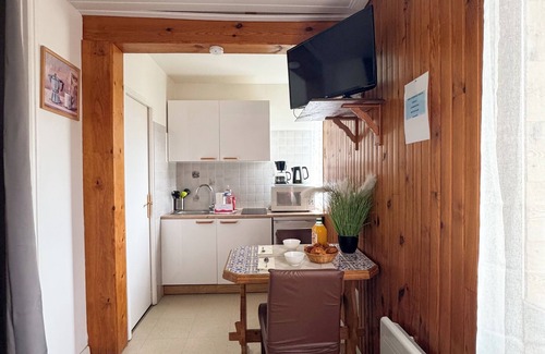 La Llagonne Apartment | Equipped studio at the foot of the Quillane ski slopes