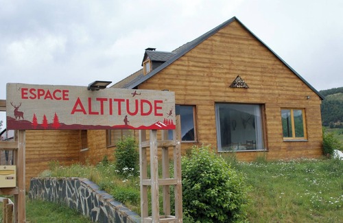 La Llagonne Apartment | Equipped studio at the foot of the Quillane ski slopes