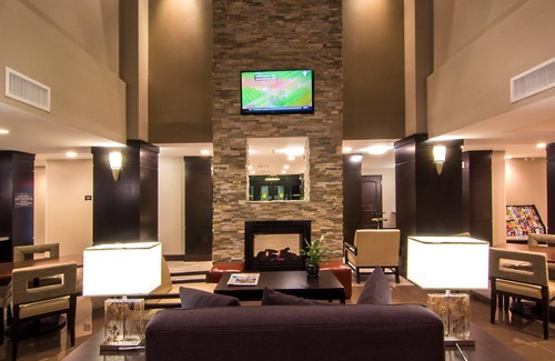 Bressi Ranch Apartment | Equipped Studio Just 4-Minutes from the Airport | Fitness Center + Pool Access