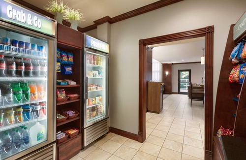Tampa Condo | Equipped Suite Mobility Accessible Suite! 24h Business Center + Free Breakfast