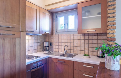 Longos Apartment | ERATO & KALYPSO split level apartment (60m² for 2-5 people)