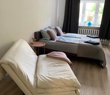 Daberstedt Apartment | Erdgeschoss-Wohnung mit 2 Schlafzimmern, Balkon und Parkplatz