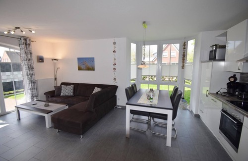Greetsiel Apartment | Erdgeschosswohnung "godewind" Zentral in Greetsiel